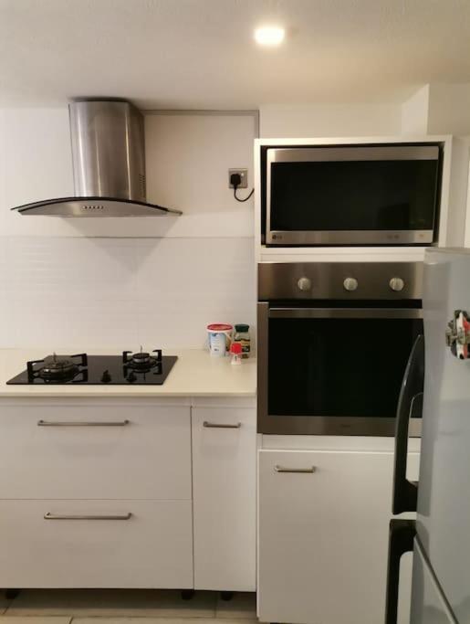 Lovely Two Bedrooms Apartment. Flic en Flac Exterior photo